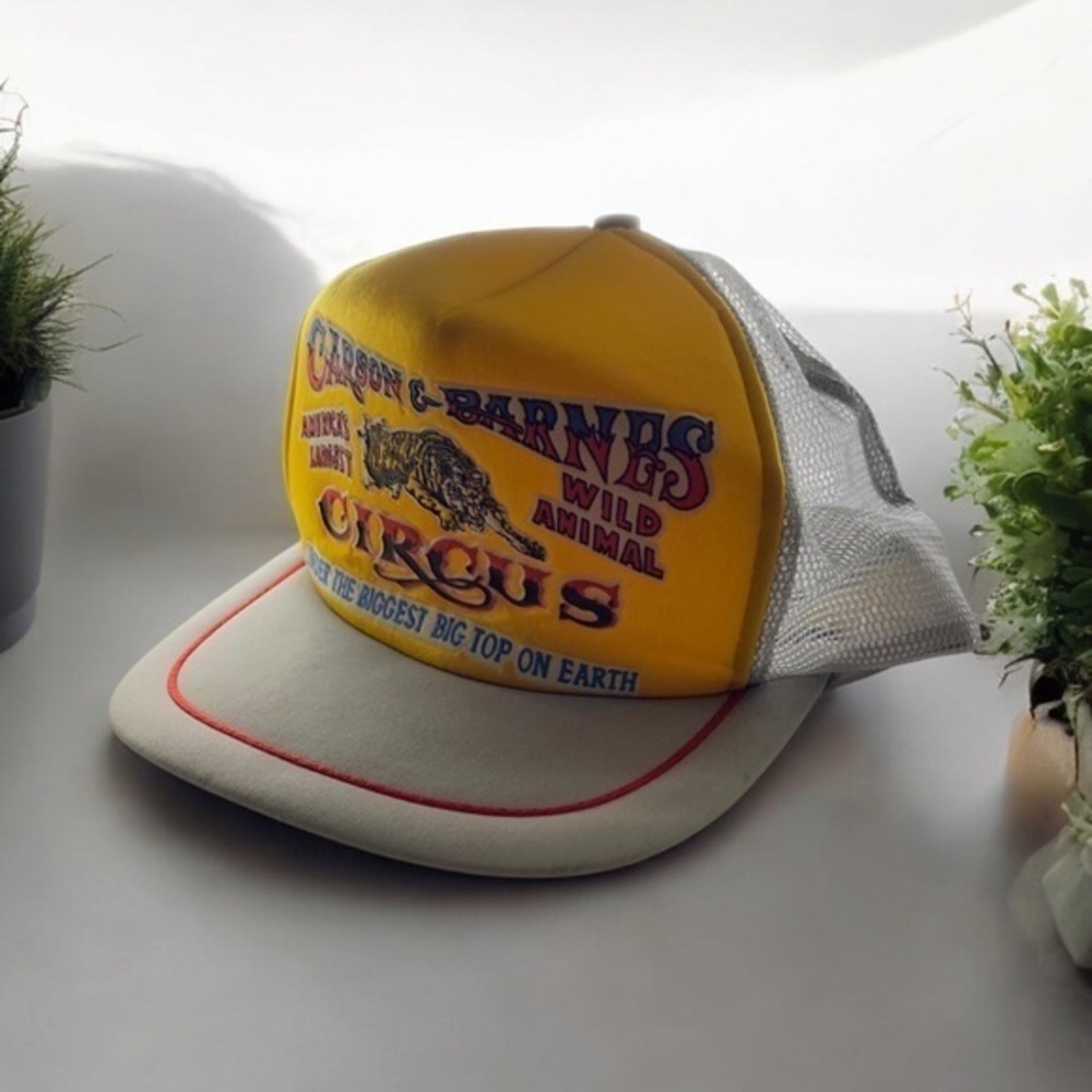 Vintage 90’s Carson & Barnes Circus Snapback Truckers Hat Red Yellow Gray